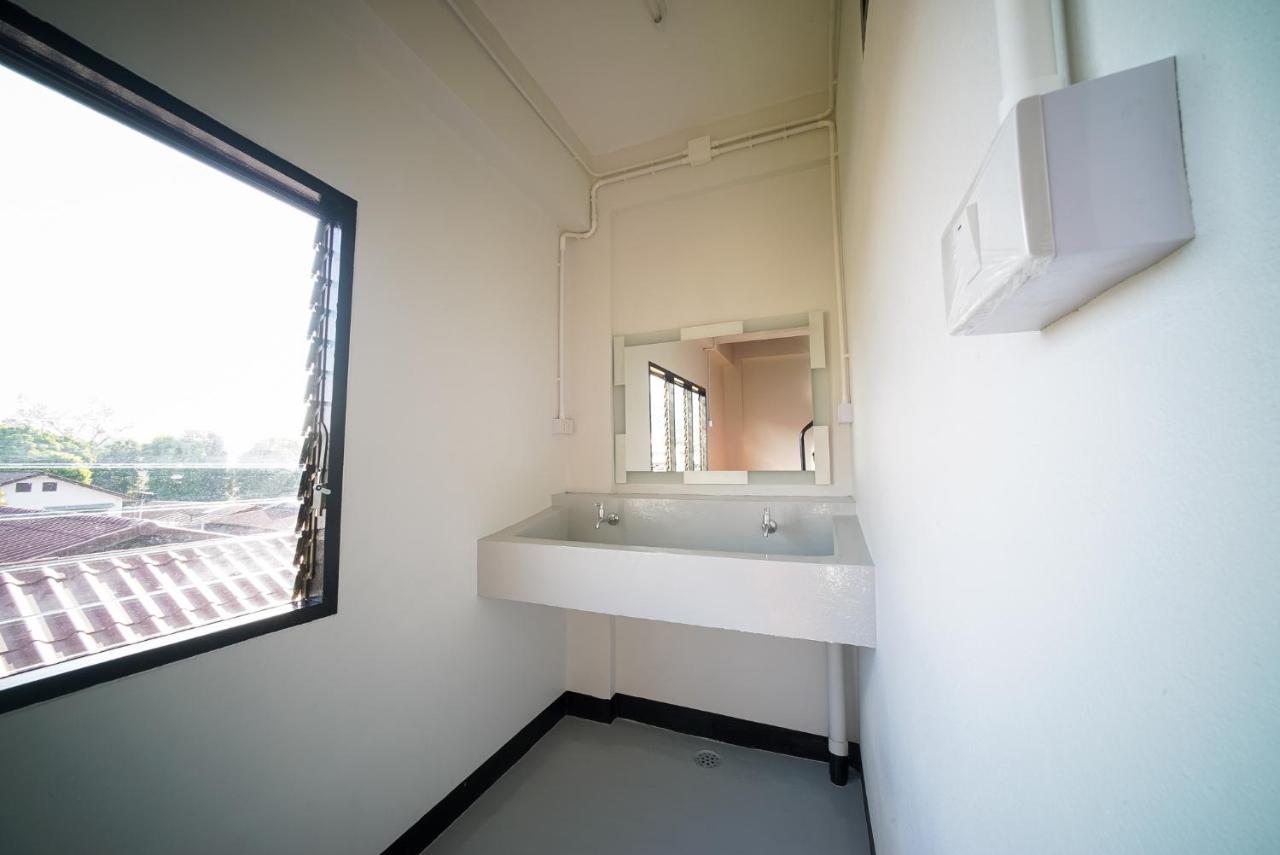 Saiyud Hostel 매홍손 외부 사진